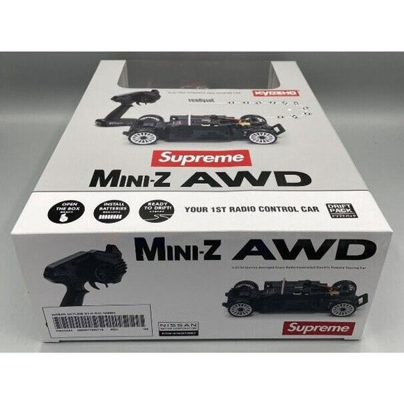 Supreme/Kyosho Mini-Z • Nissan Skyline R33 • RC Readyset • Cross-Posted • Firm - Picture 2 of 12
